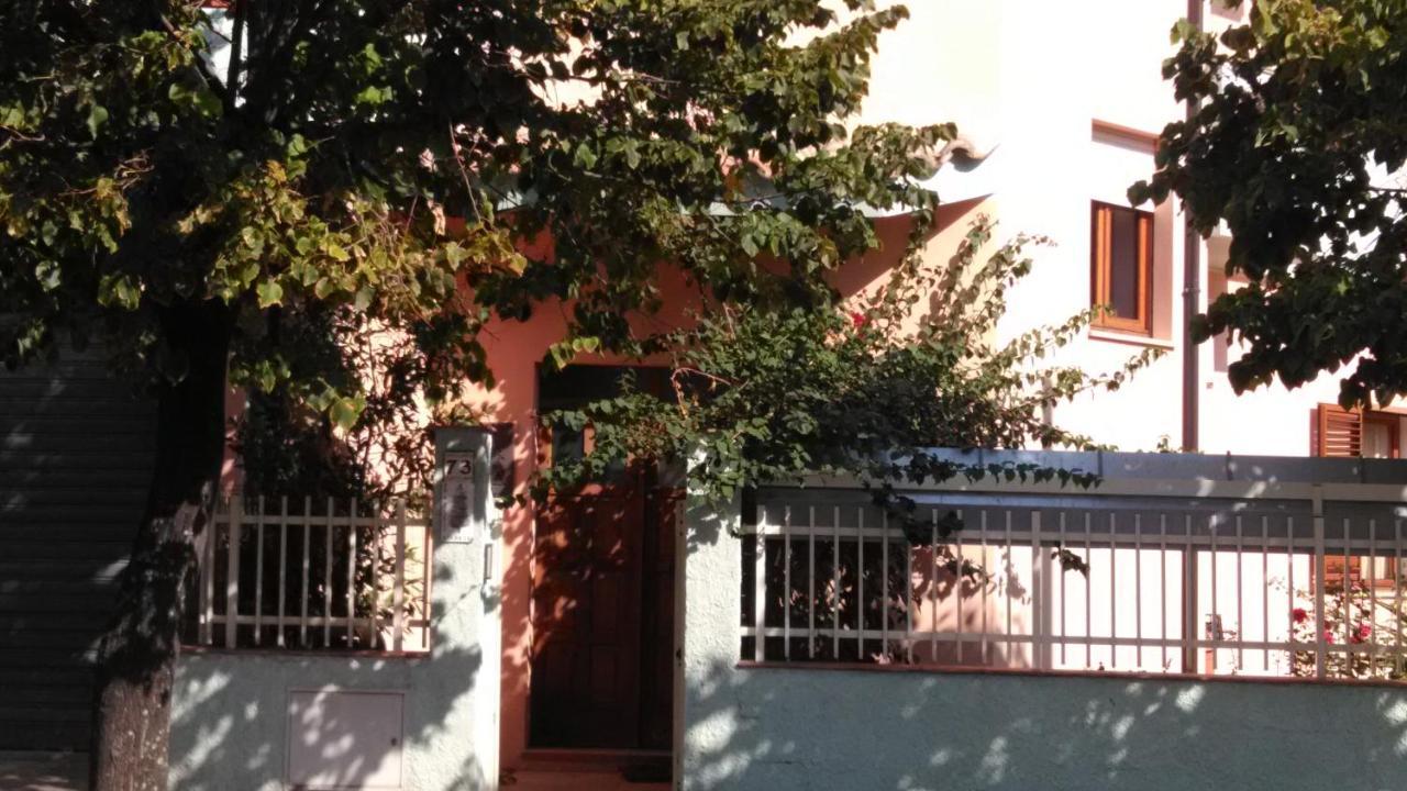 L'Abete Bed & Breakfast Guspini Luaran gambar