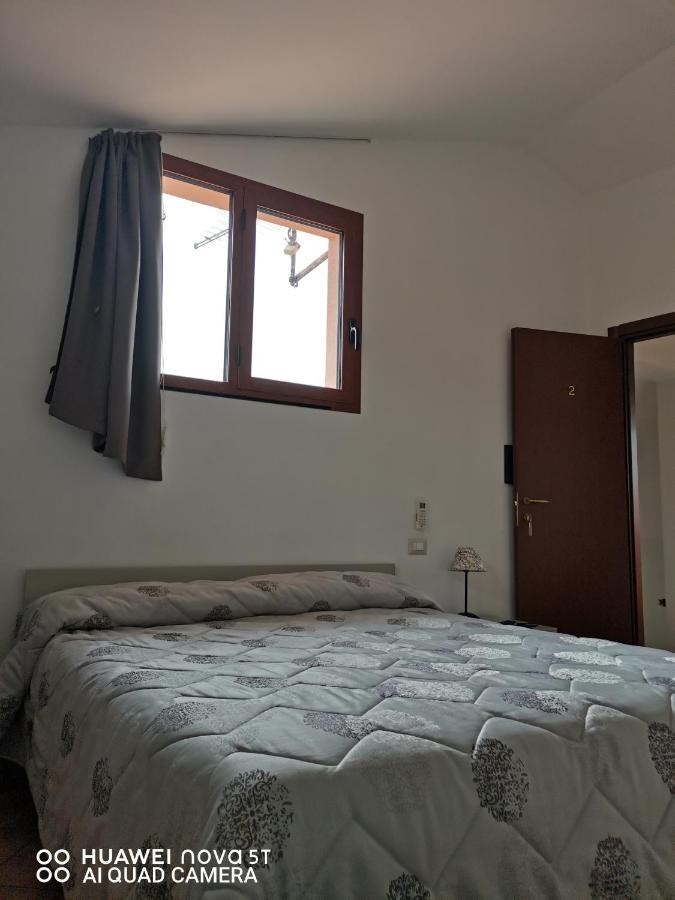 L'Abete Bed & Breakfast Guspini Luaran gambar